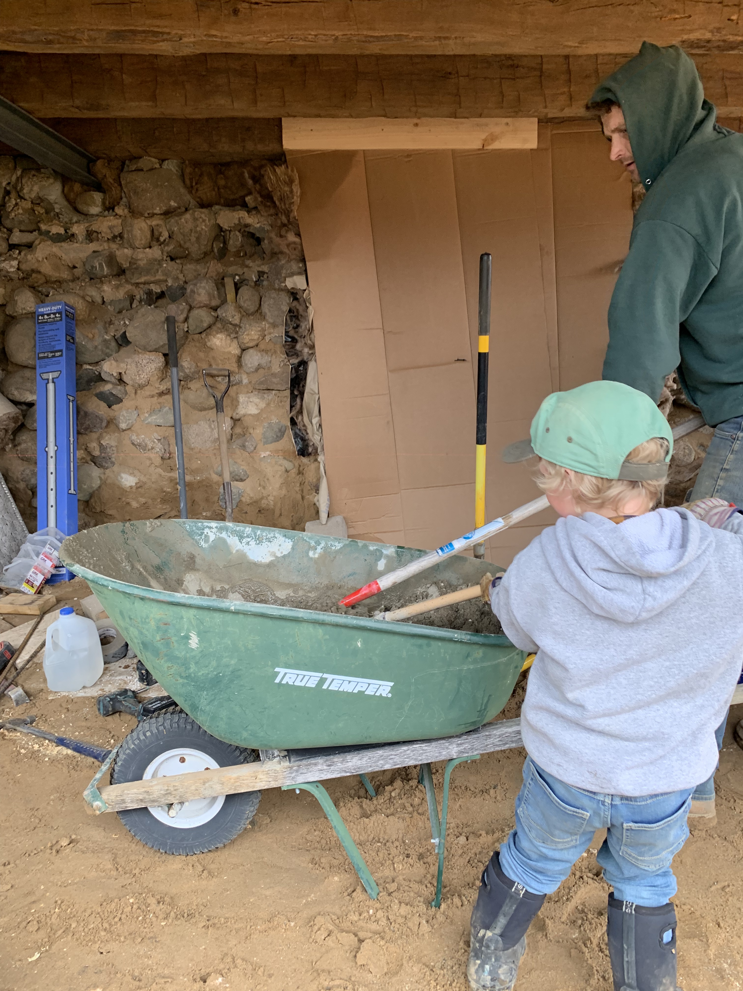 7570023C-167F-40B2-8F84-76A524048BB4